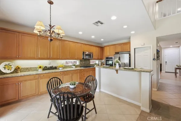 $725,000 | 37052 Almond Circle, Murrieta, CA 92563
