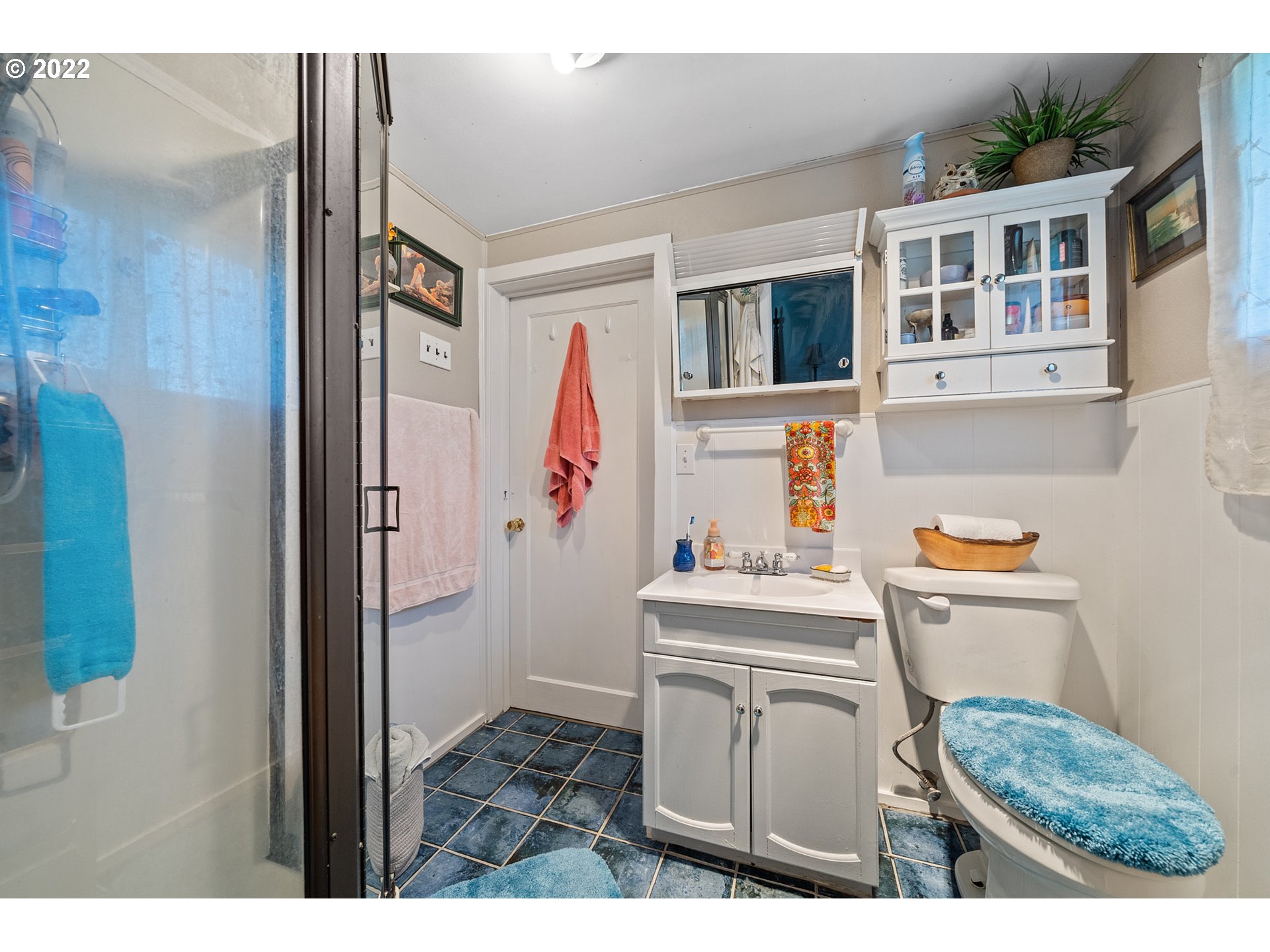 2130 Bayview Road West Netarts, OR 97141 - Photo 10 of 20 Bathroom, Attached