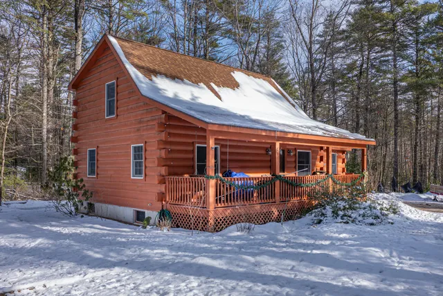 $399,900 | 92 Silver Lane, Limerick, ME 04048