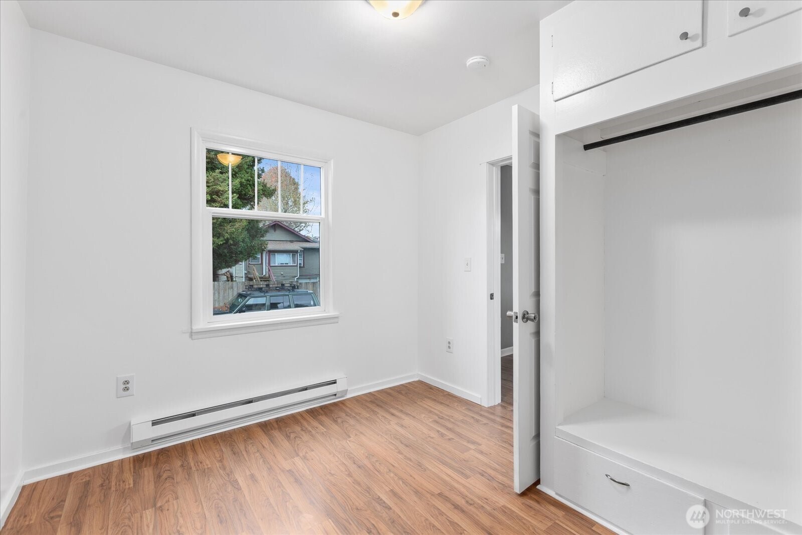 1016 Rockefeller Avenue Everett, WA 98201 - Photo 11 of 29 a bathroom with a bathtub and a shower