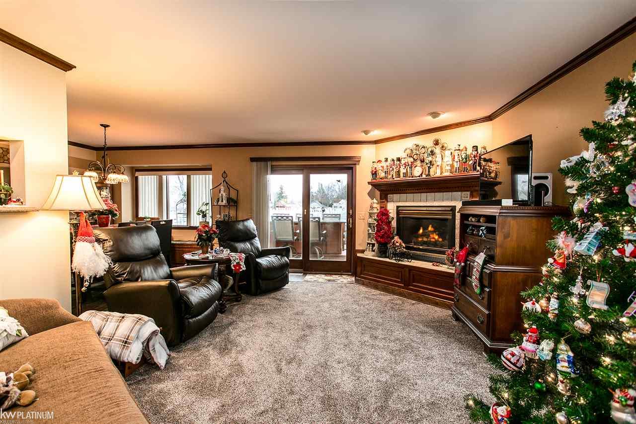 655 Pte Tremble Algonac, MI 48001 - Photo 5 of 39 Lovely Gas Fireplace