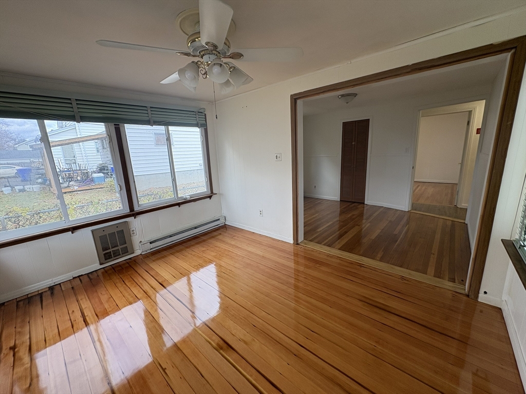 82 Waldorf Street Springfield, MA 01109 - Photo 16 of 30