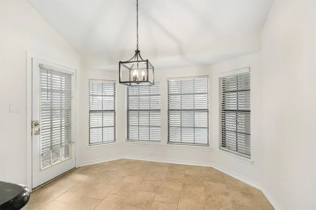 $399,000 | 702 Giltin Court, Arlington, TX 76006