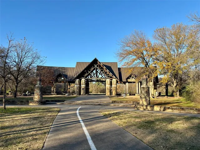 $399,000 | 702 Giltin Court, Arlington, TX 76006
