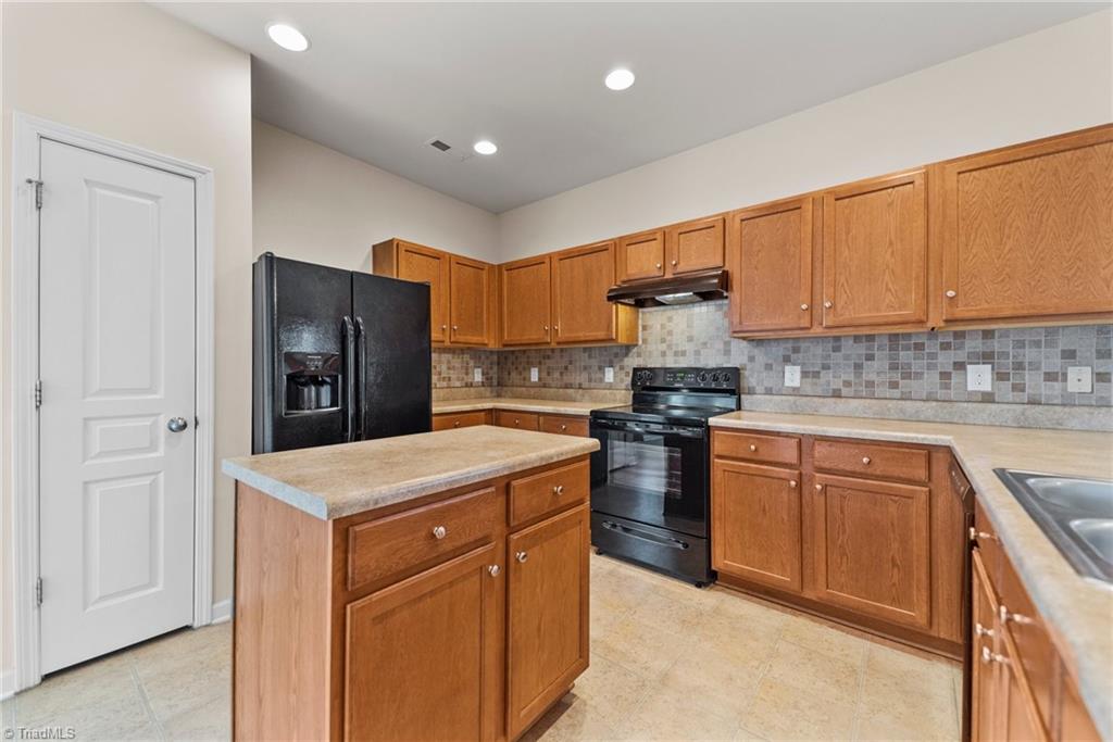 612 Hastings Road Mebane, NC 27302 - Photo 9 of 19 Gallery Image 9