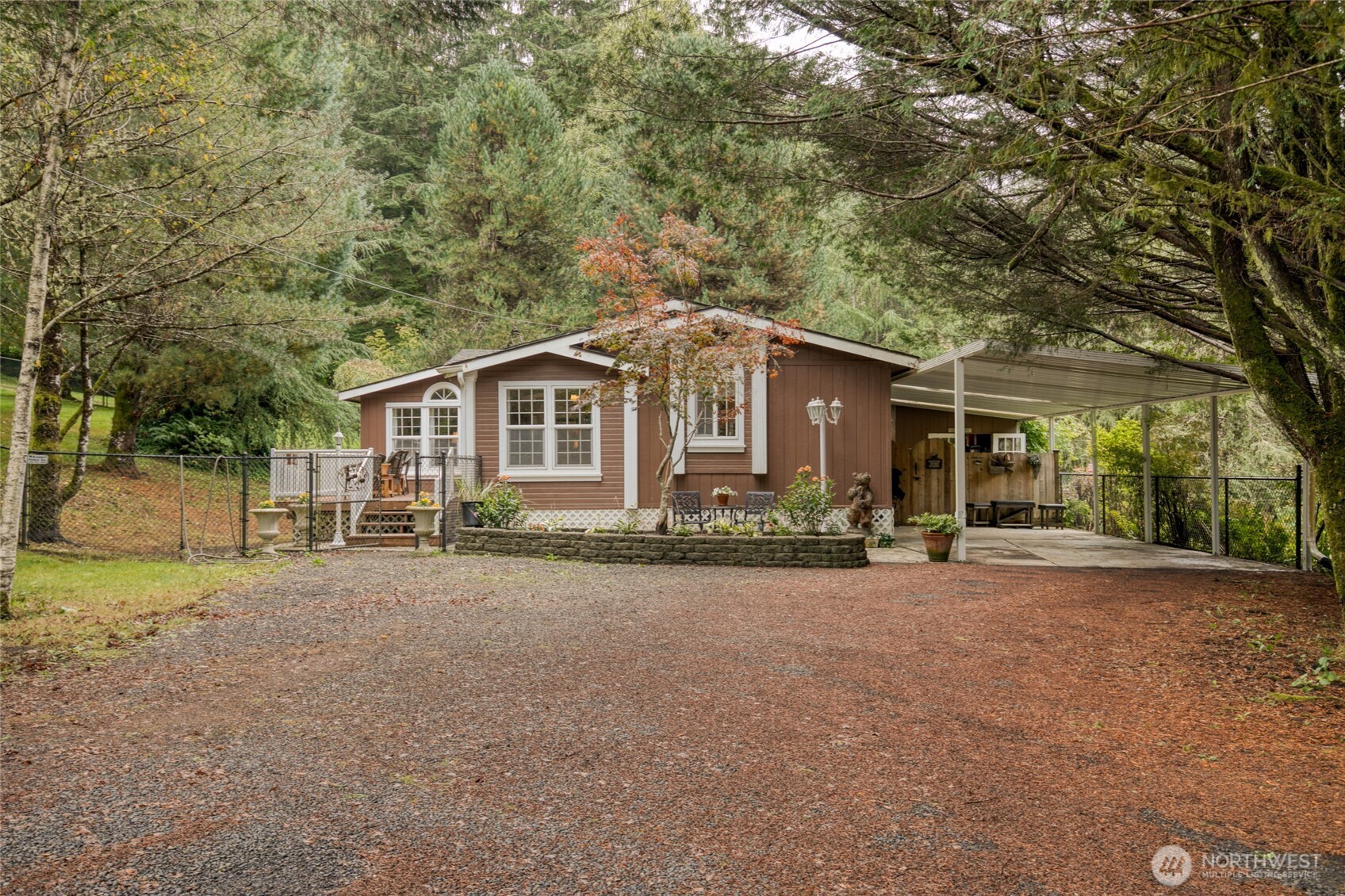 4214 Wishkah Road Aberdeen, WA 98520 - Photo 1 of 40