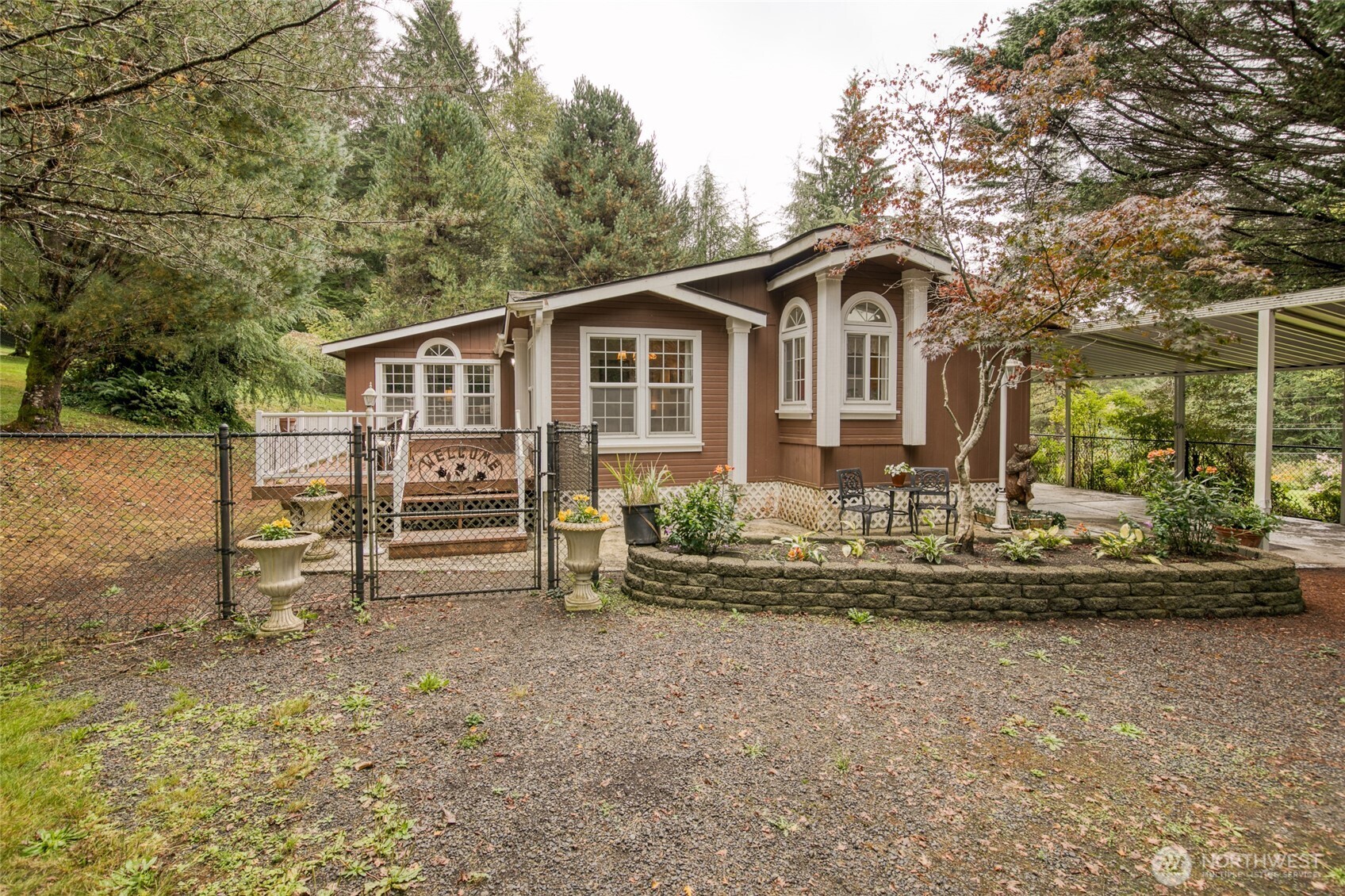 4214 Wishkah Road Aberdeen, WA 98520 - Photo 2 of 40