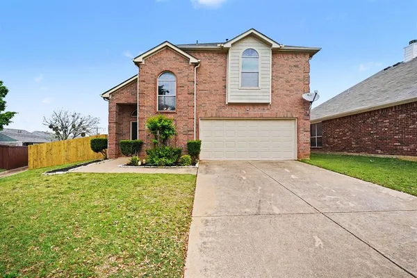 $315,000 | 1053 Liberty Circle, Hurst, TX 76053