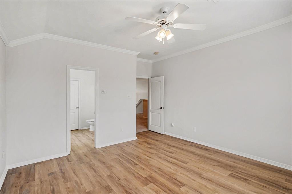 1053 Liberty Circle Hurst, TX 76053 - Photo 10 of 19