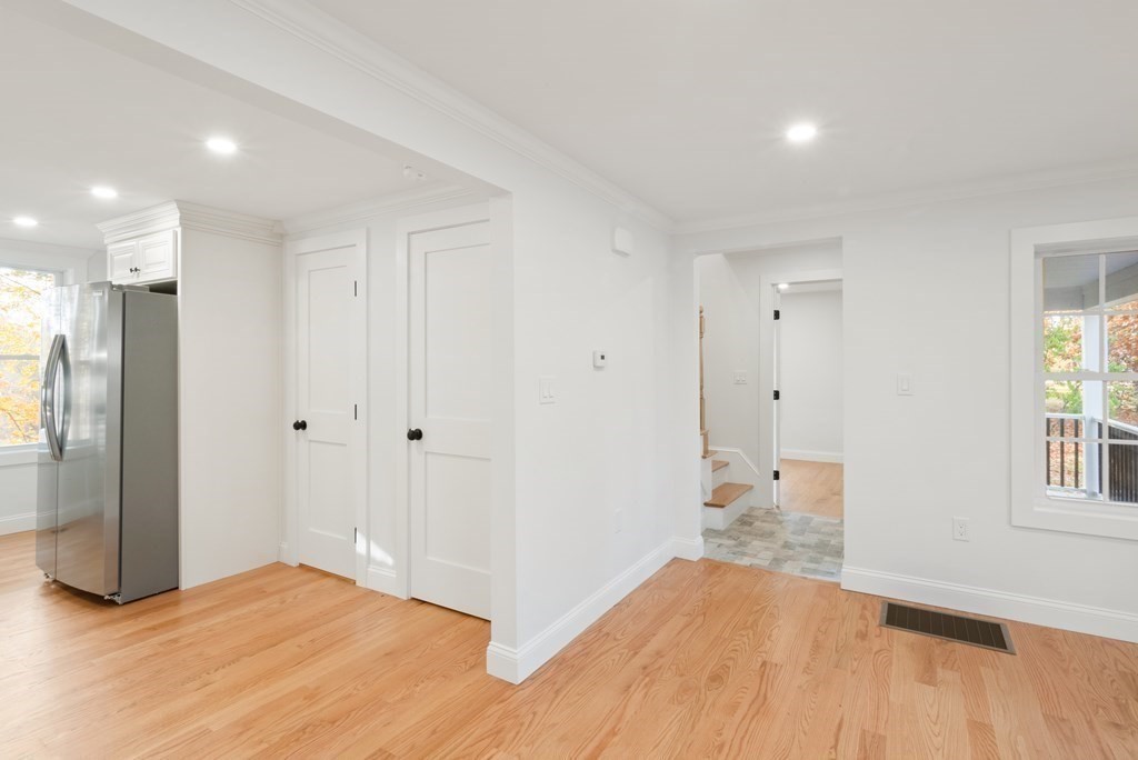 45 Brookside Road, Unit 2 Westford, MA 01886 - Photo 8 of 27 Gallery Image 8