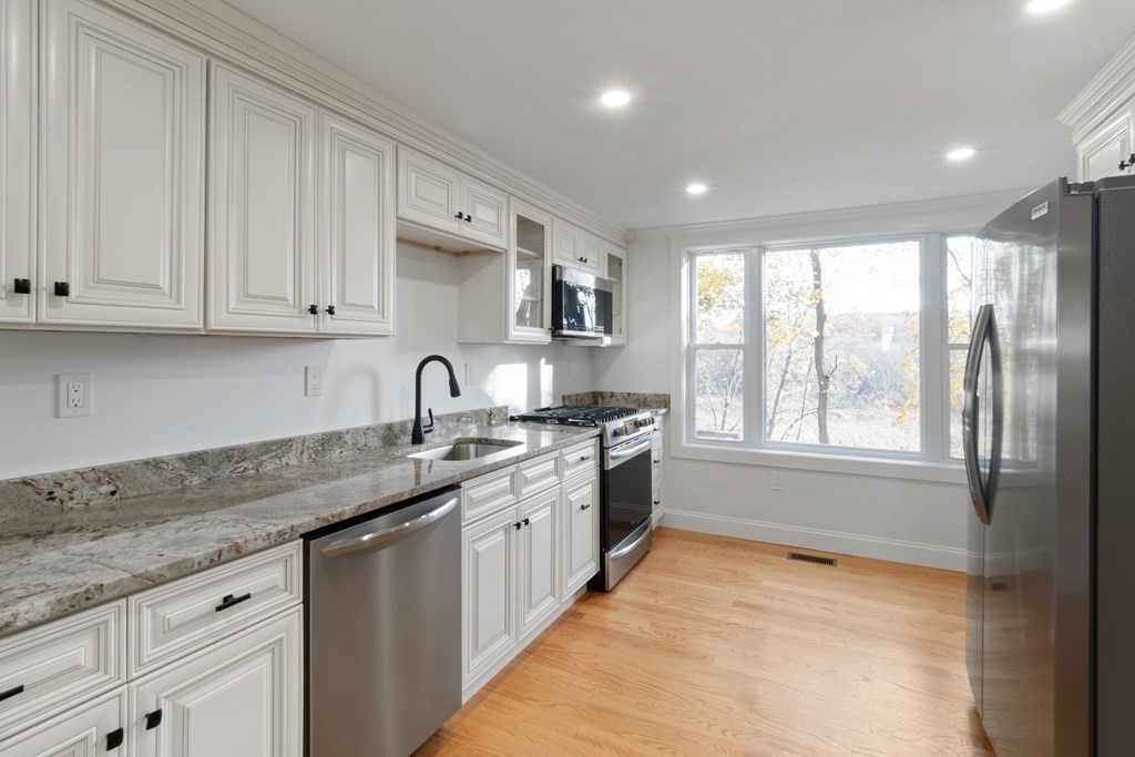 45 Brookside Road, Unit 2 Westford, MA 01886 - Photo 9 of 27 Gallery Image 9