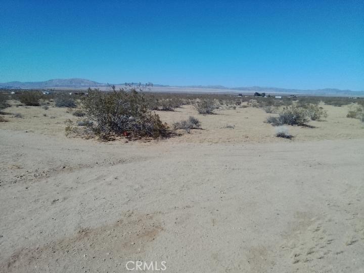 60820 Summers Road Landers, CA 92285 - Photo 5 of 8