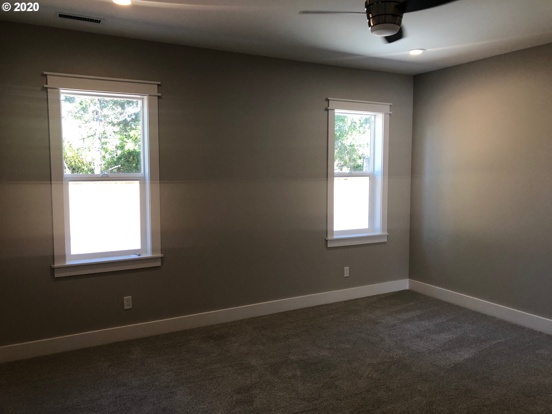 4105 Caddington Lane Florence, OR 97439 - Photo 7 of 20