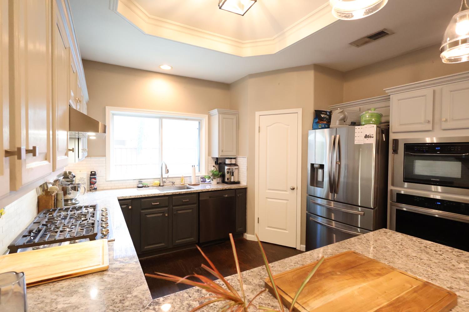 259 East Beech Avenue Reedley, CA 93654 - Photo 20 of 56 Gallery Image 20