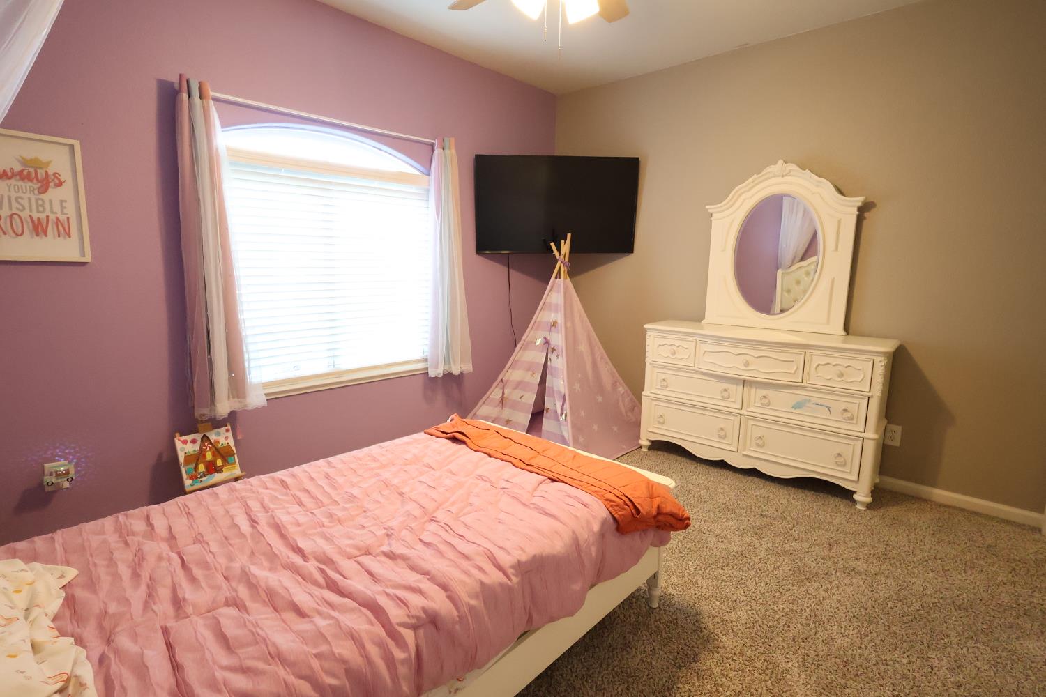 259 East Beech Avenue Reedley, CA 93654 - Photo 40 of 56 Gallery Image 40