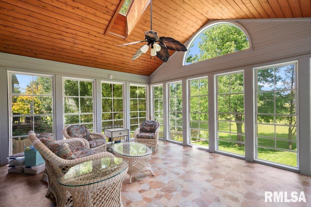 2764 Crow Creek Road Bettendorf, IA 52722 - Photo 13 of 48 Gallery Image 13