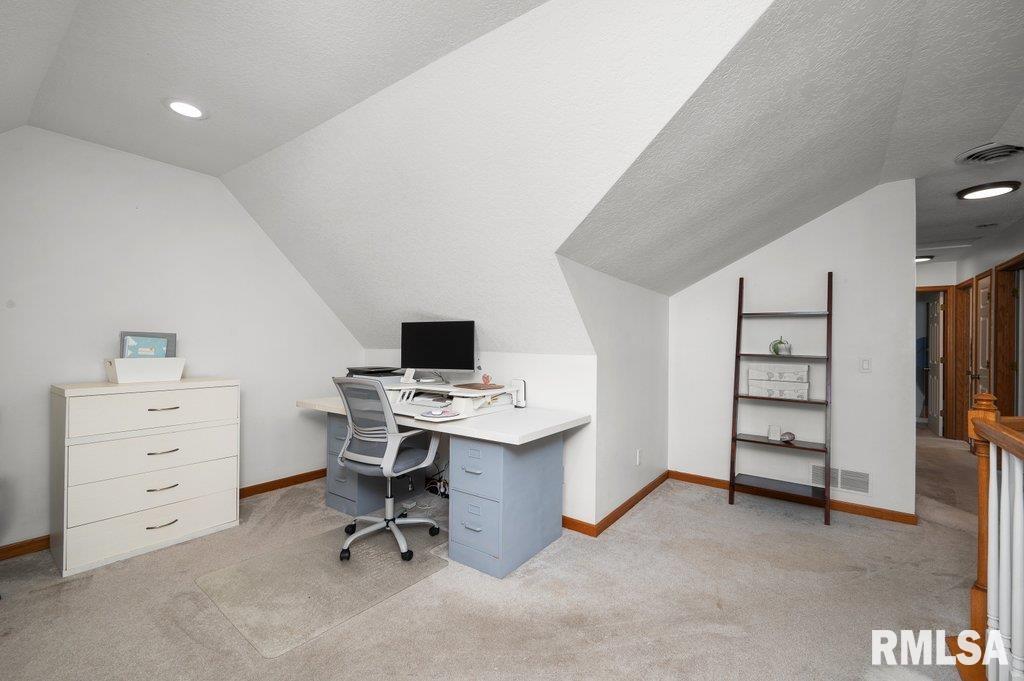 2764 Crow Creek Road Bettendorf, IA 52722 - Photo 24 of 48 Gallery Image 24