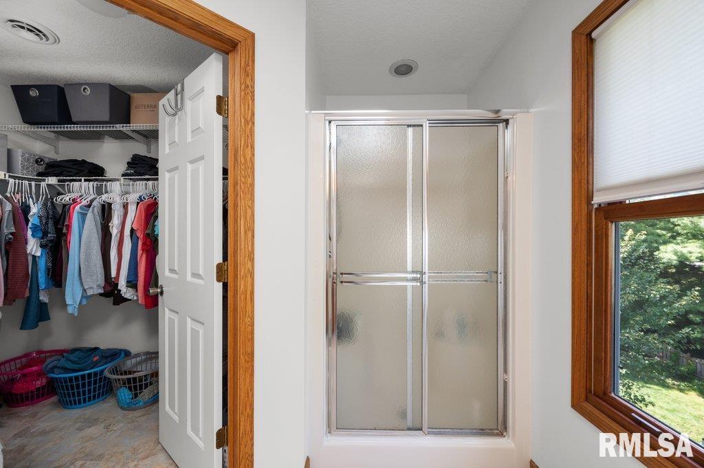 2764 Crow Creek Road Bettendorf, IA 52722 - Photo 27 of 48 Gallery Image 27