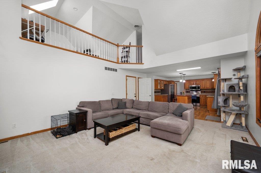 2764 Crow Creek Road Bettendorf, IA 52722 - Photo 7 of 48 Gallery Image 7