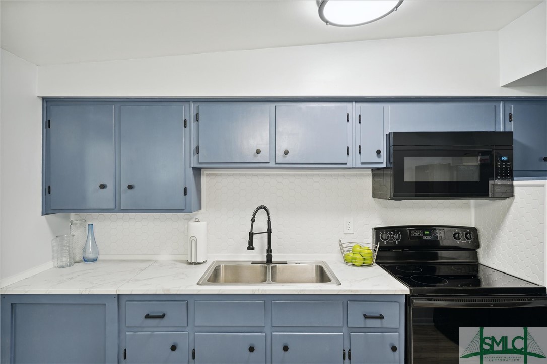 321 Woodley Road Savannah, GA 31419 - Photo 6 of 26 Eat In Kitchen