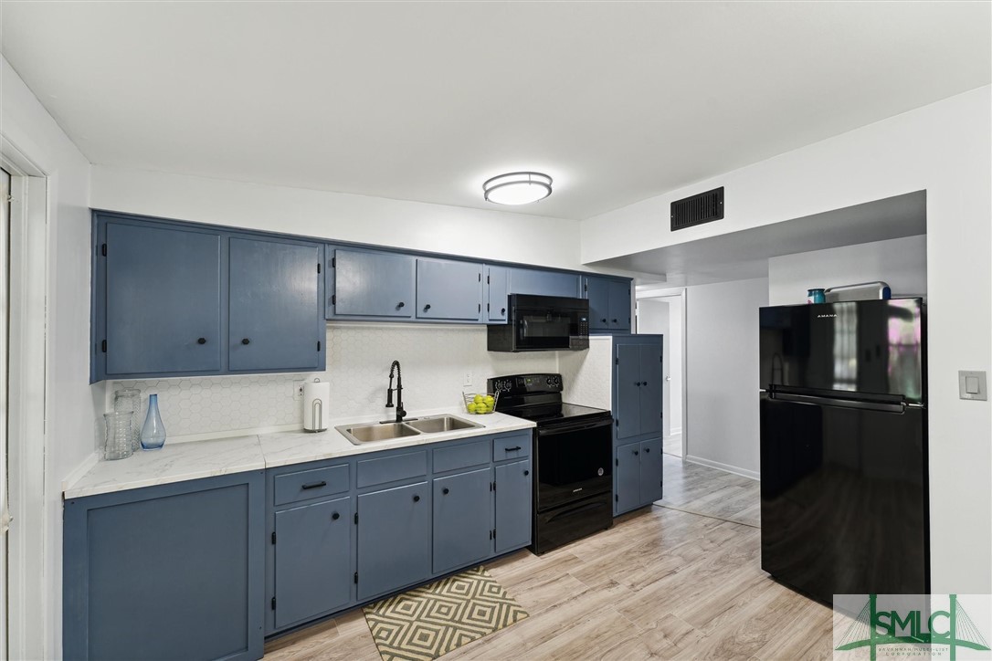 321 Woodley Road Savannah, GA 31419 - Photo 7 of 26 Eat In Kitchen