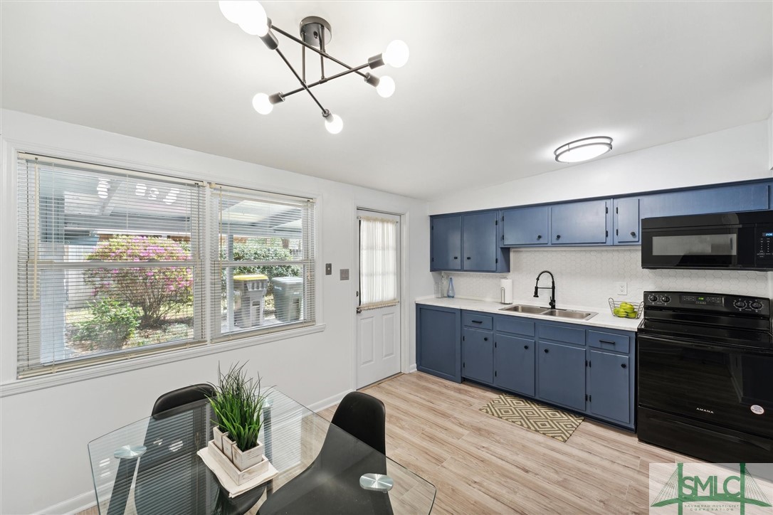 321 Woodley Road Savannah, GA 31419 - Photo 10 of 26 Eat In Kitchen