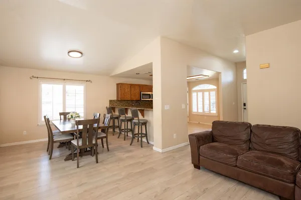 $439,900 | 2300 Park E Drive, Modesto, CA 95351