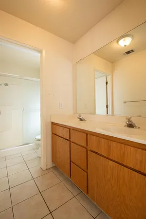 $439,900 | 2300 Park E Drive, Modesto, CA 95351