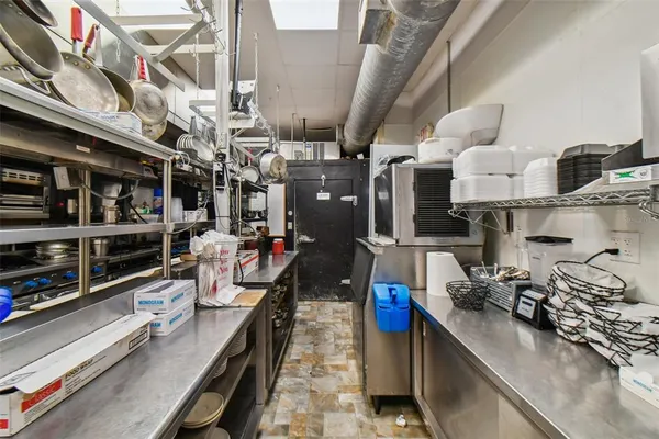 $22 | 116 South Tennessee Avenue, Lakeland, FL 33801