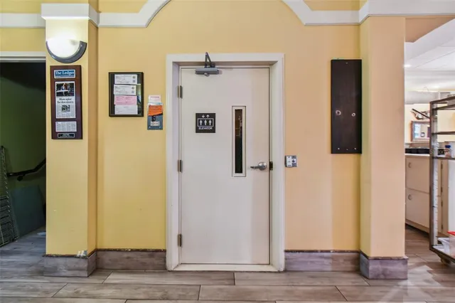 $22 | 116 South Tennessee Avenue, Lakeland, FL 33801