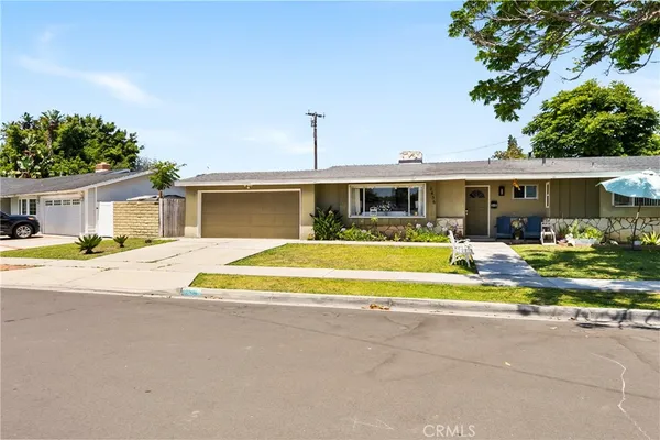 $1,529,000 | 2436 Littleton Place, Costa Mesa, CA 92626