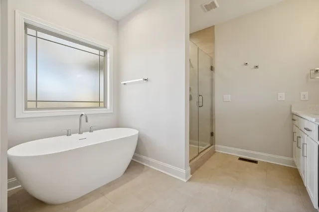 $709,900 | 2895 Cooper Creek Road, Woodlawn, TN 37191