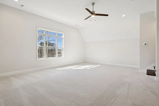 $709,900 | 2895 Cooper Creek Road, Woodlawn, TN 37191