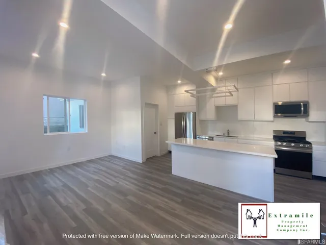 $3,200 | 3049 Clement Street, Unit A, San Francisco, CA 94121