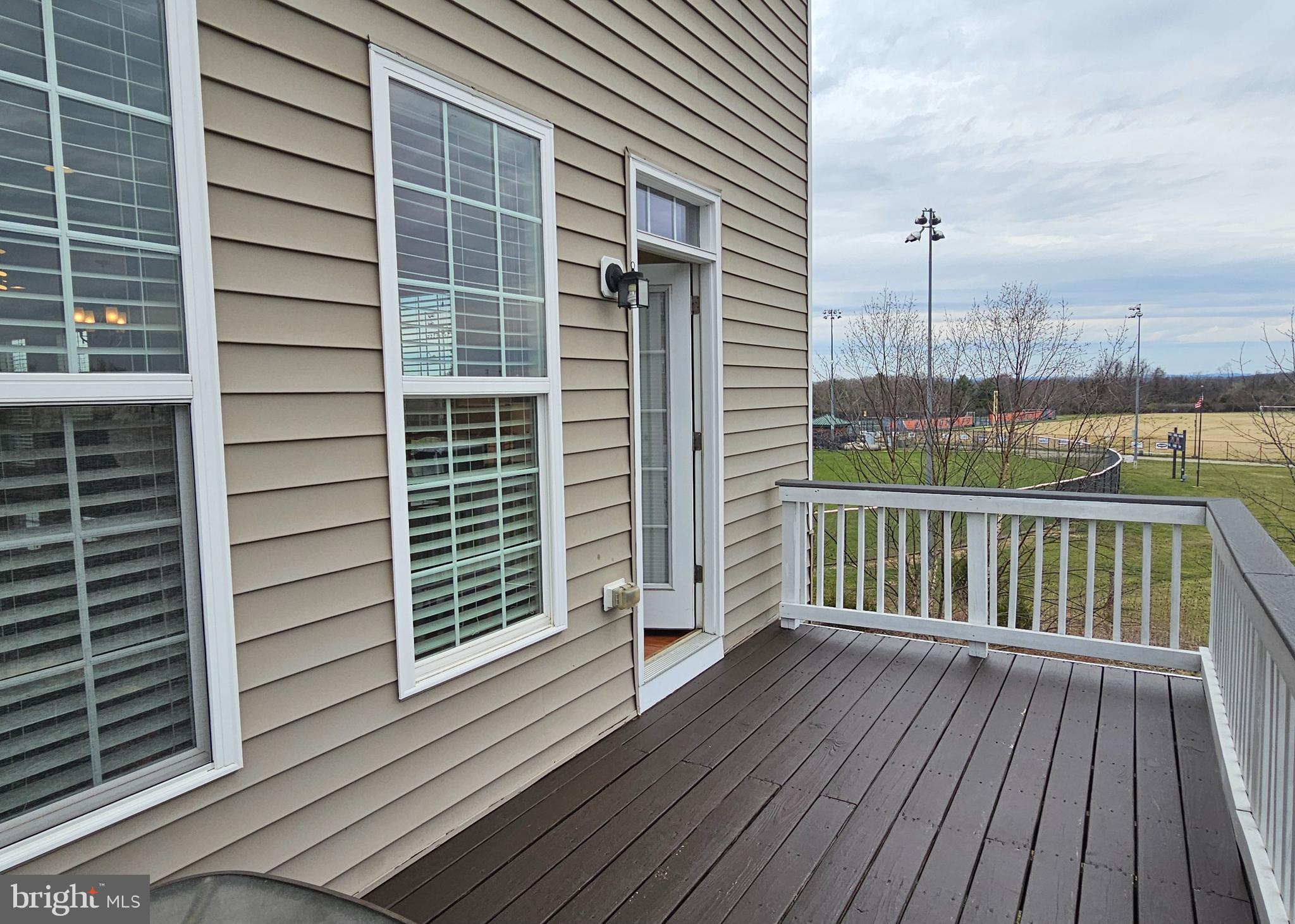 22629 Hawkbill Square Brambleton, VA 20148 - Photo 17 of 40 a view of balcony with furniture