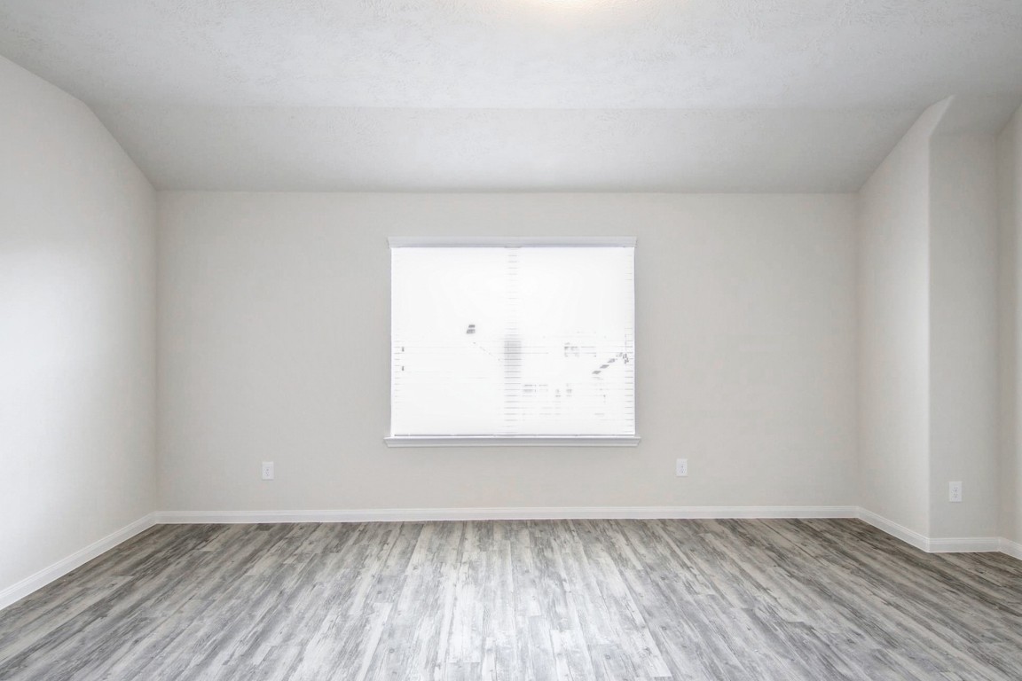 2811 Silver Charm Houston, TX 77014 - Photo 13 of 18