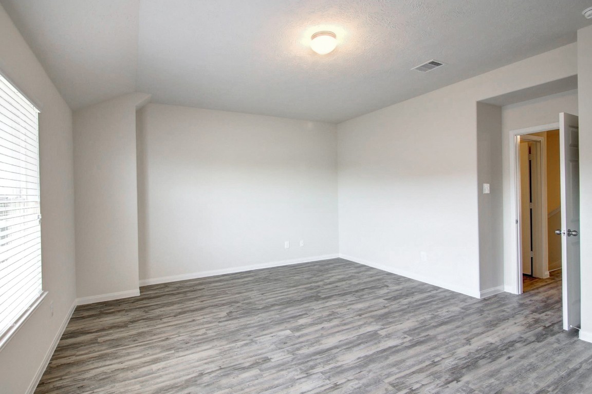 2811 Silver Charm Houston, TX 77014 - Photo 14 of 18