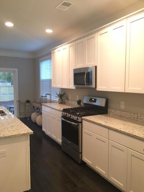 481 Fort Johnson Road Charleston, SC 29412 - Photo 4 of 53 IMG_3468