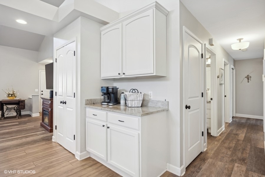 3917 East Solon Road Richmond, IL 60071 - Photo 6 of 9 Gallery Image 6