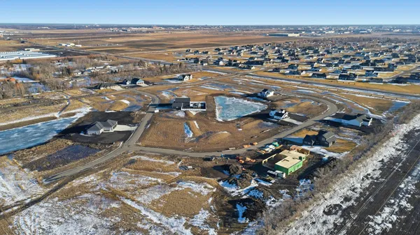 $120,000 | 4135 50th Street North, Reiles Acres, ND 58102