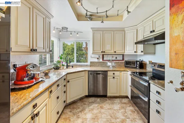 $799,000 | 137 Parfait Lane, Alameda, CA 94502