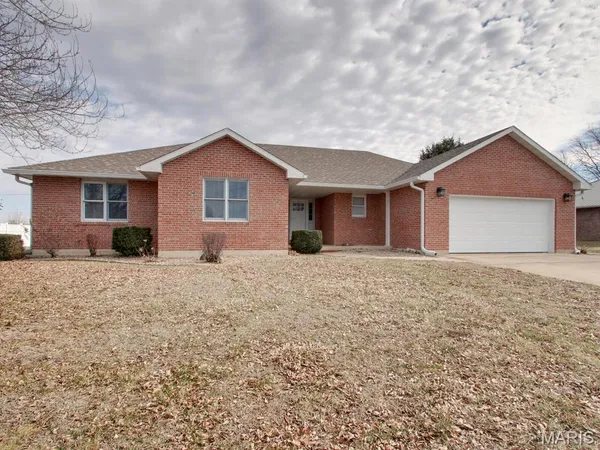 $445,000 | 1309 Martha Street, Palmyra, MO 63461