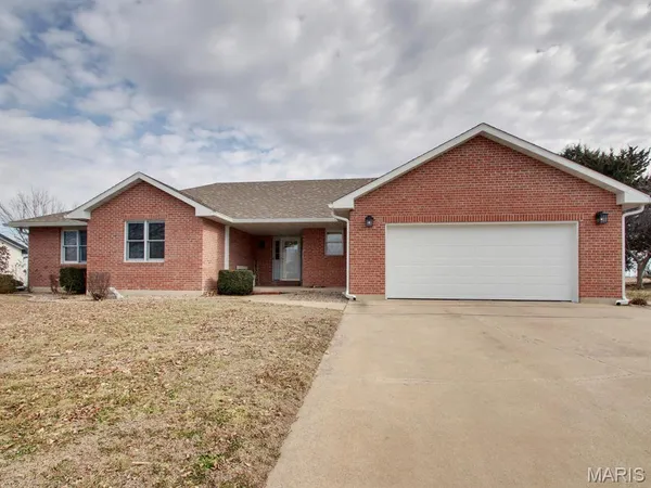 $445,000 | 1309 Martha Street, Palmyra, MO 63461
