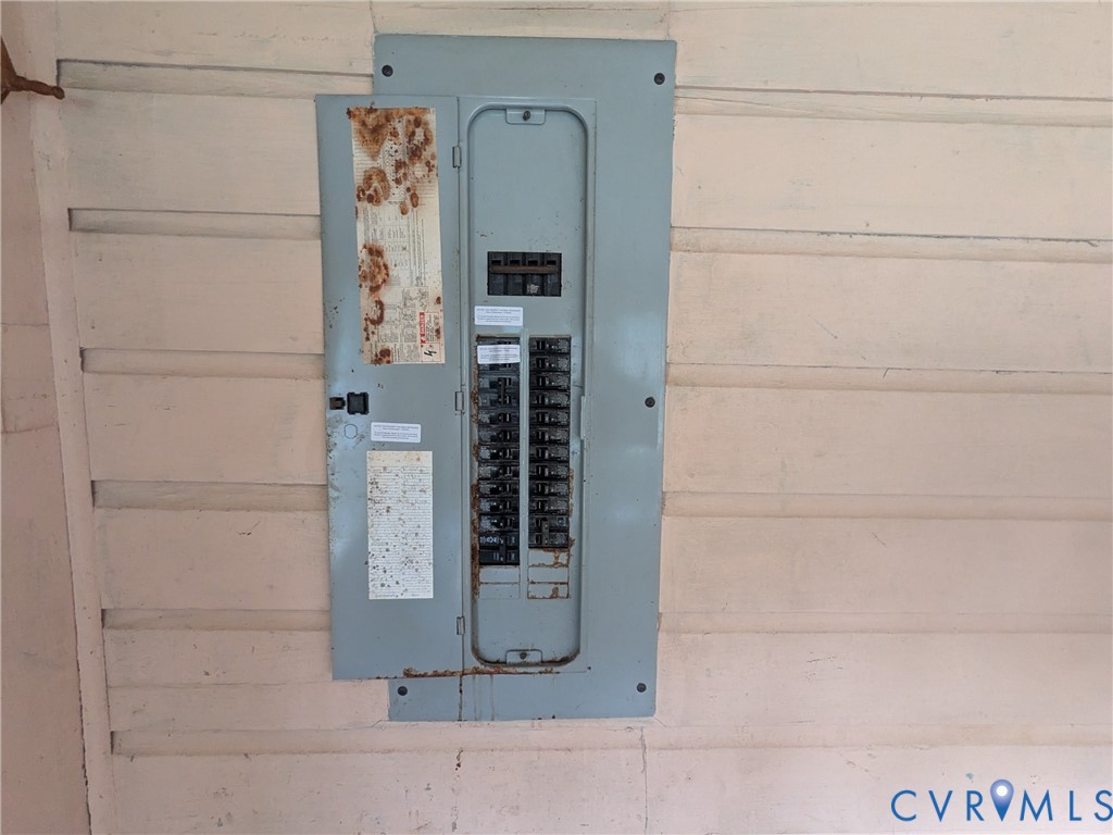494 Reigel Road Emporia, VA 23847 - Photo 22 of 26 a bathroom with a shower