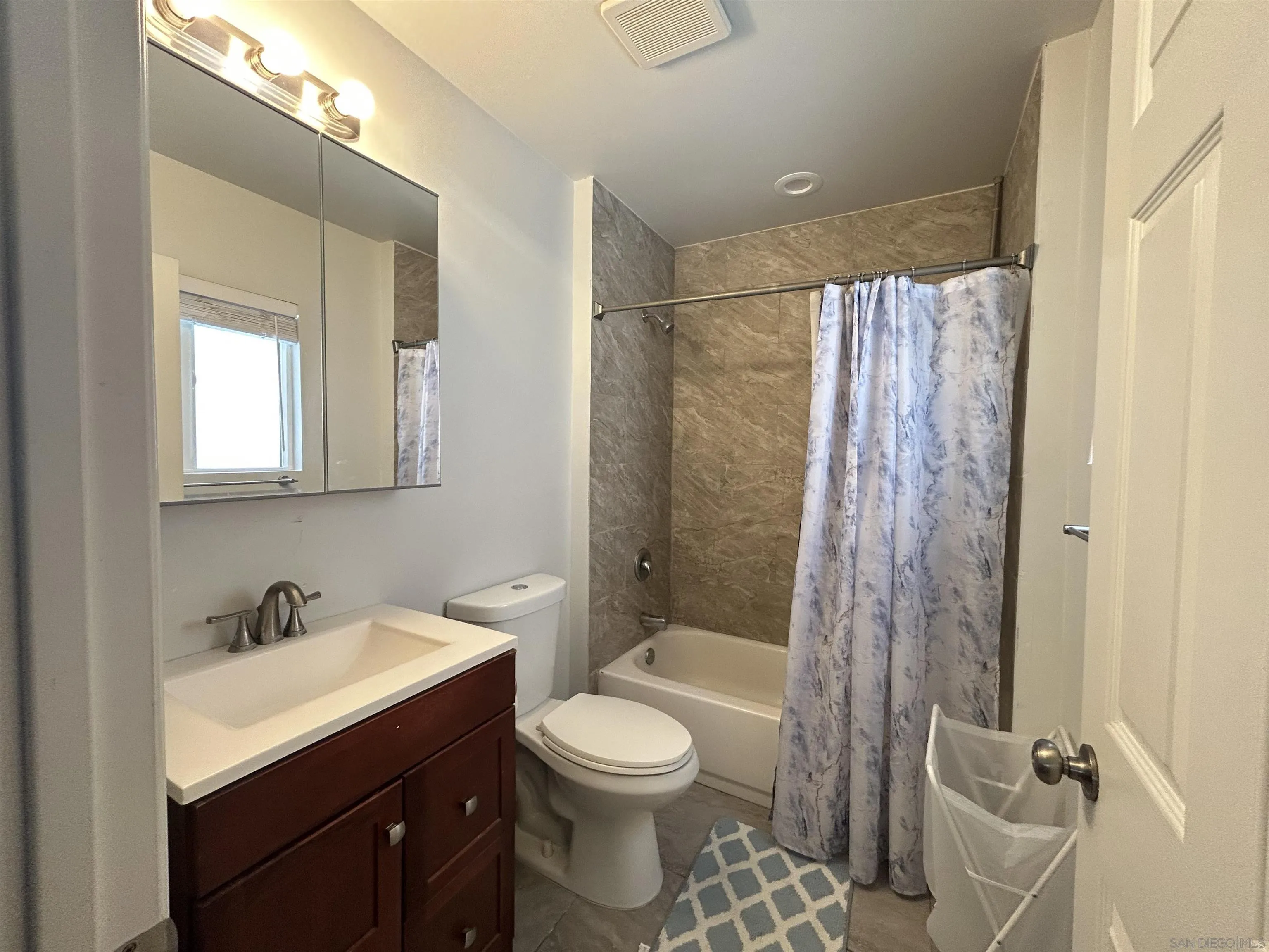 1121 Grand Avenue Spring Valley, CA 91977 - Photo 14 of 18