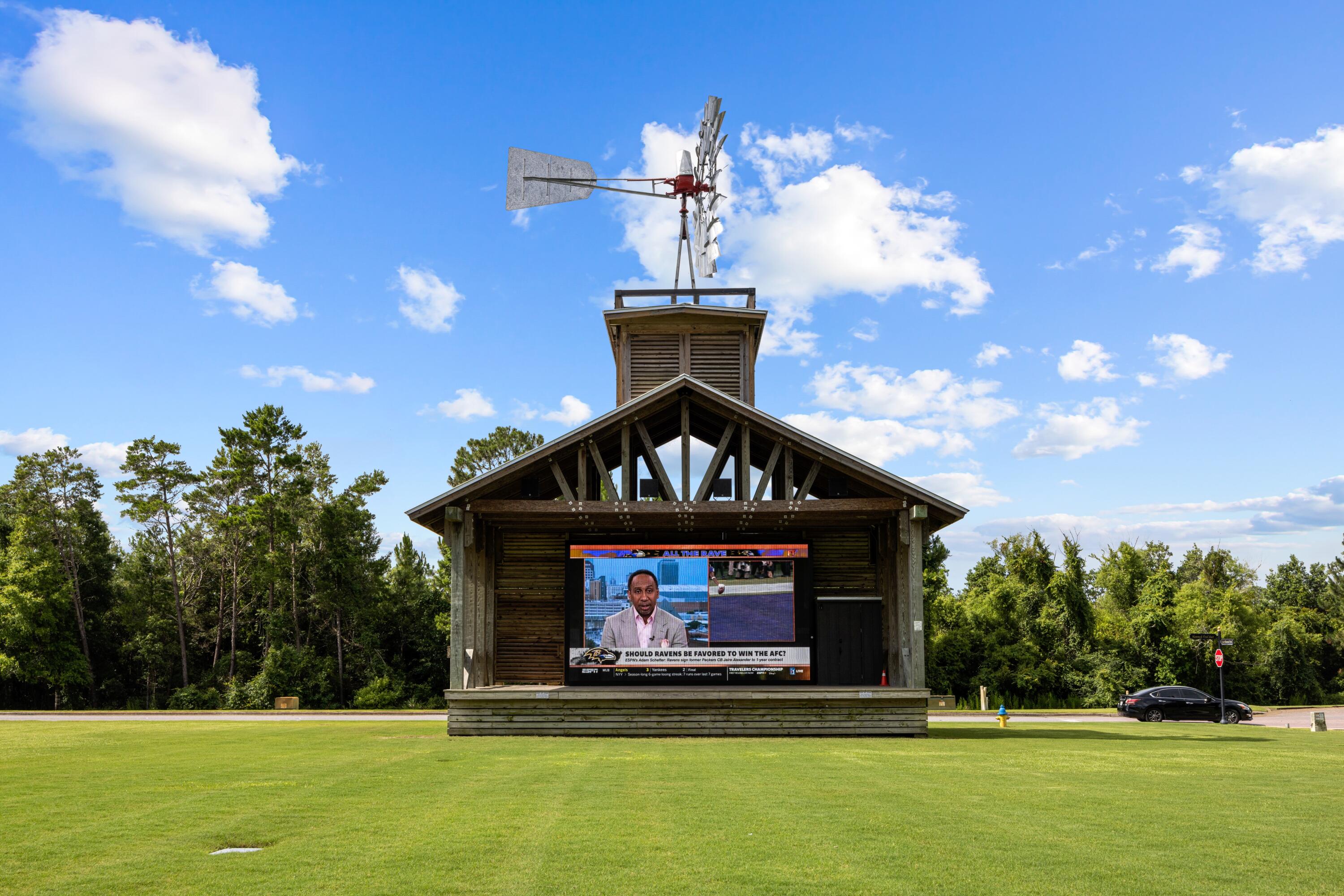 110 Cornelia Street Freeport, FL 32439 - Photo 54 of 60 a front view of a house with a yard