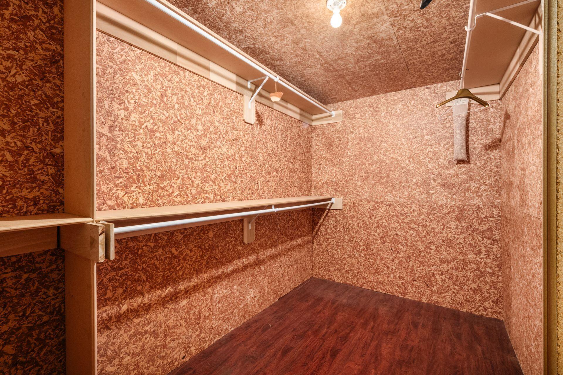 3282 Welsh Abey Road Dublin, OH 43017 - Photo 39 of 52 Cedar Closet