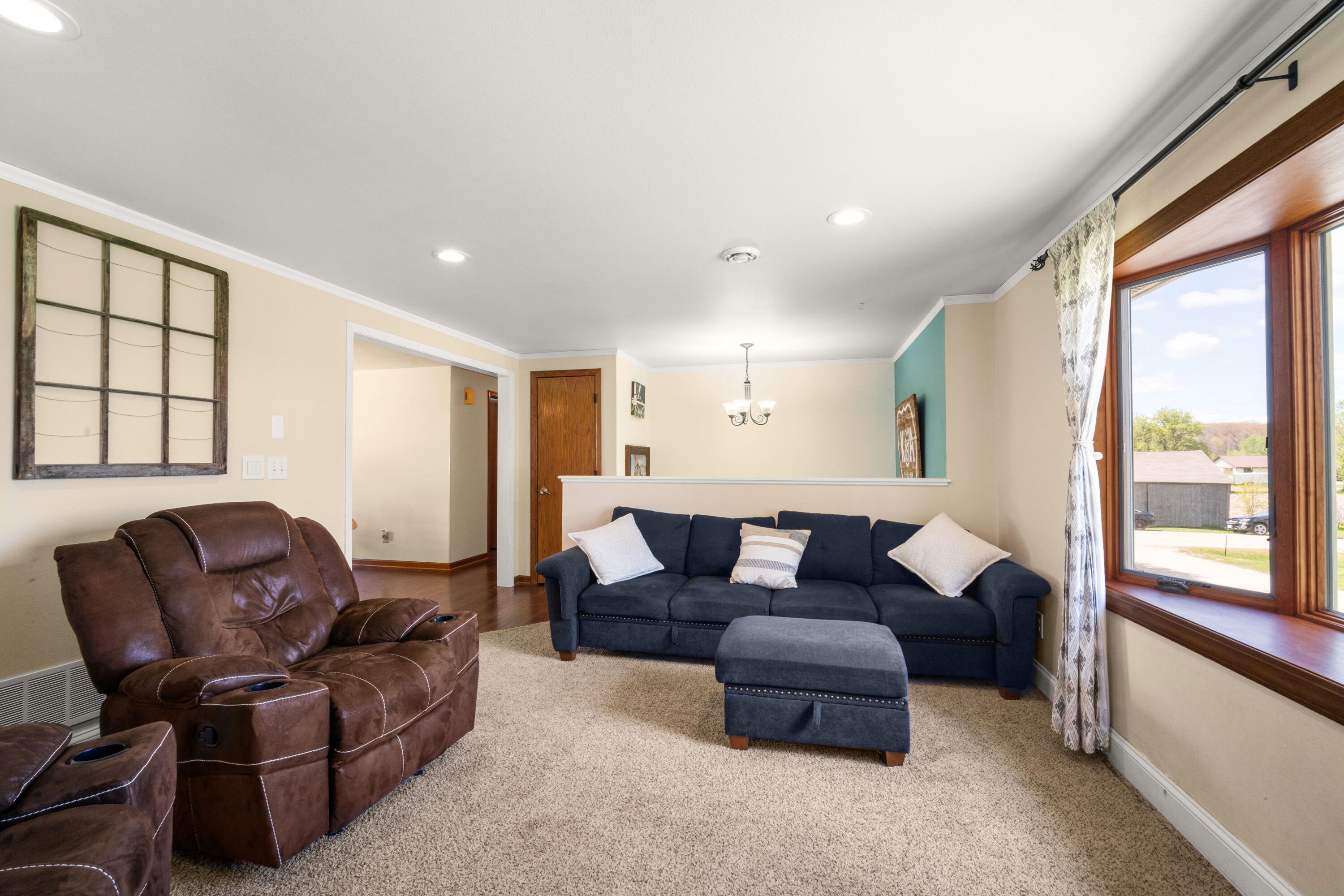 N1315 Cranberry Road Scott, WI 53001 - Photo 5 of 28 Living Room
