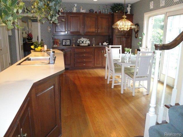 69 Renaud Road Grosse Pointe, MI 48236 - Photo 5 of 21 Kitchen