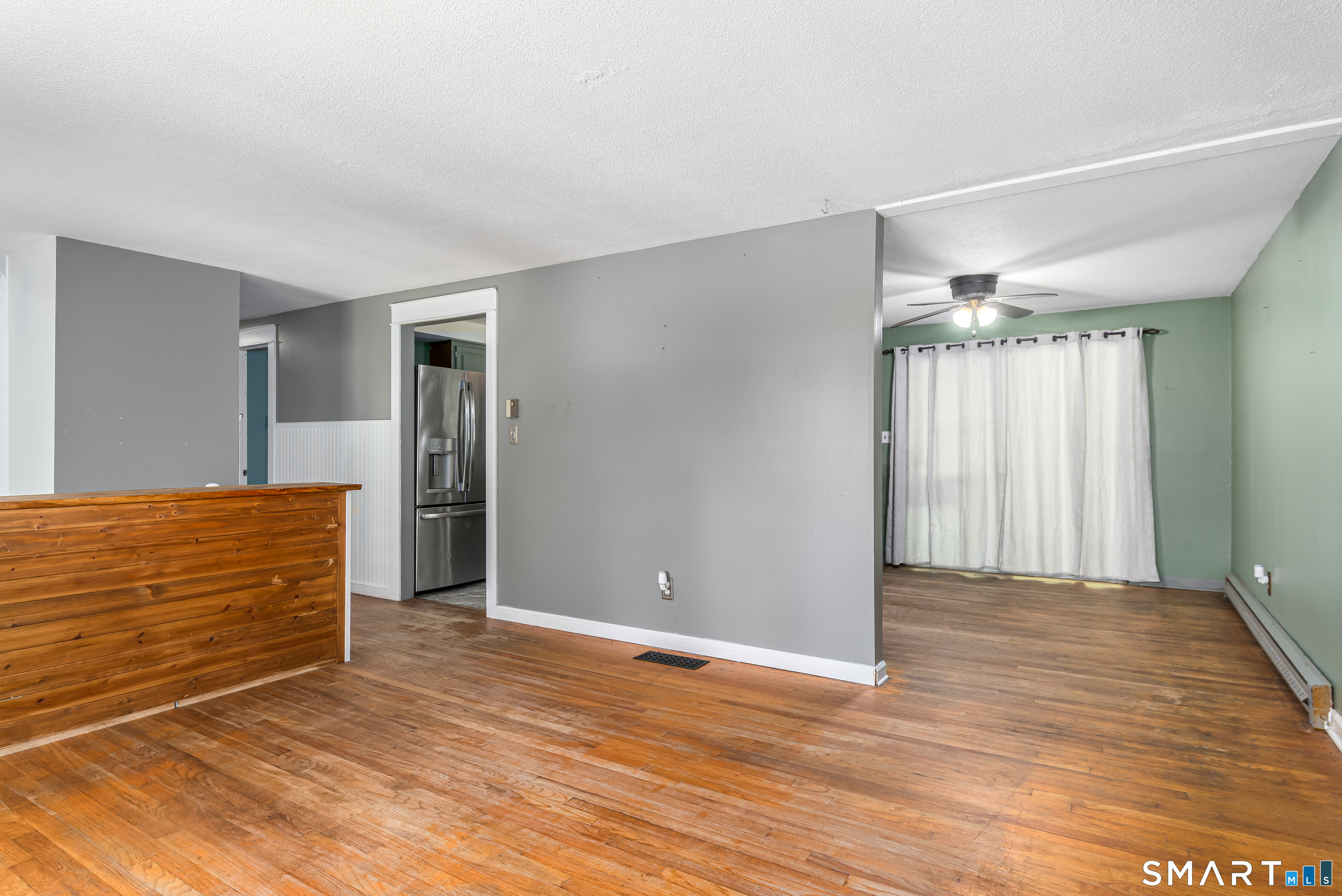 196 Humiston Circle Thomaston, CT 06787 - Photo 10 of 40